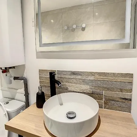 Apartment Grand Studio Amiens Gare Tout Confort Wifi 2Pers *