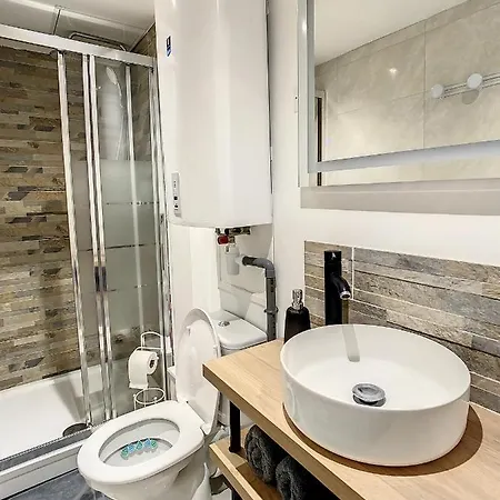 Appartement Grand Studio Amiens Gare Tout Confort Wifi 2Pers